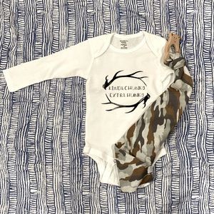 Baby Onsie “Kinda Chunky Extra Hunky”